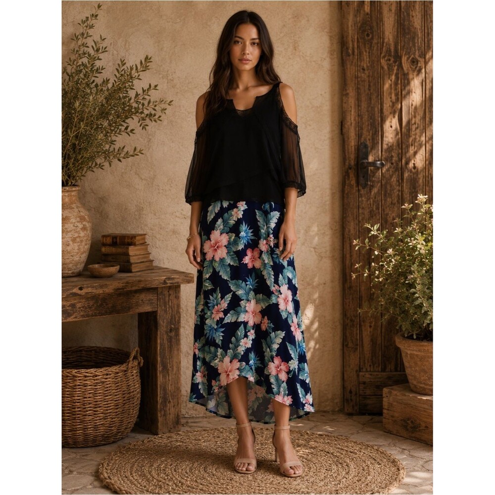 Tommy Bahama Floral Skirt‎ Size 10